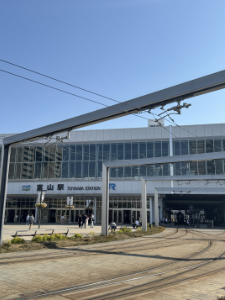 富山駅